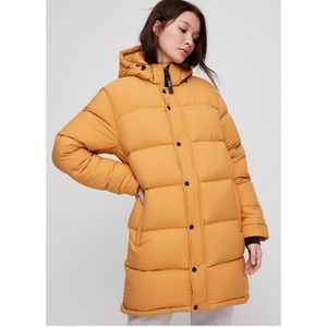 Aritzia TNA Super Puff Mid in Cairo Gold Size XS Puffer Hooded Winter Jacket